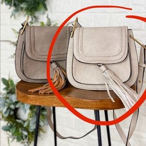 Jen and co cream handbag